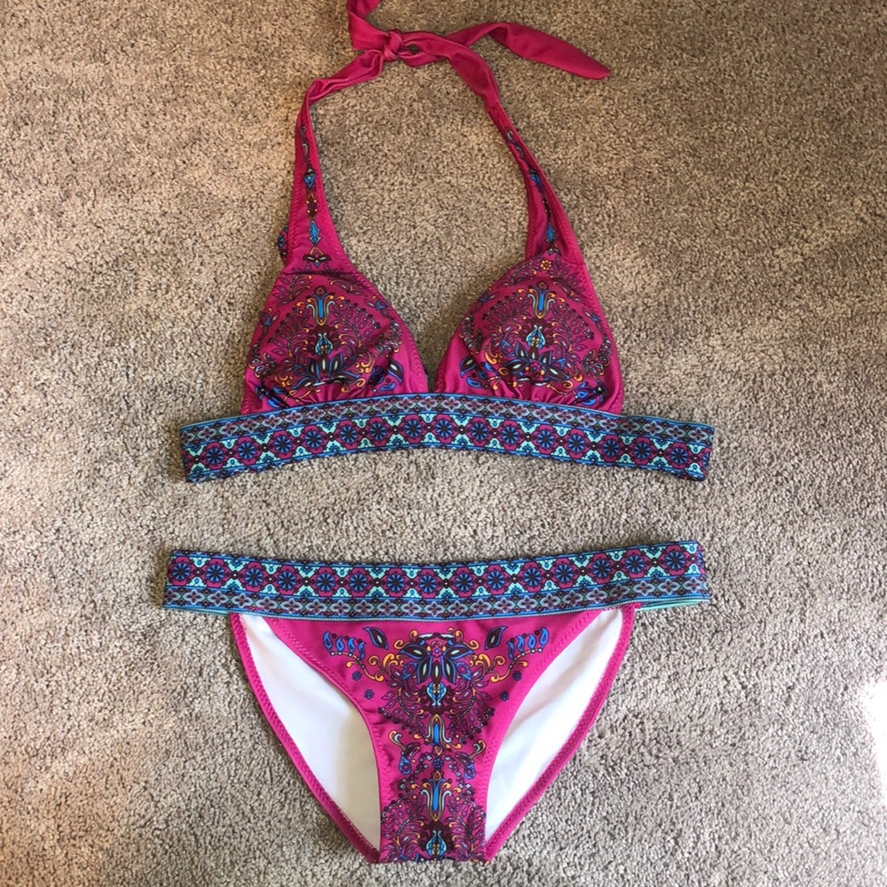 Brand new matching top and bottom bikini set!